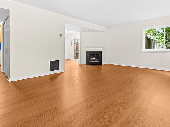 5th image of 5699 Summer Oak Way