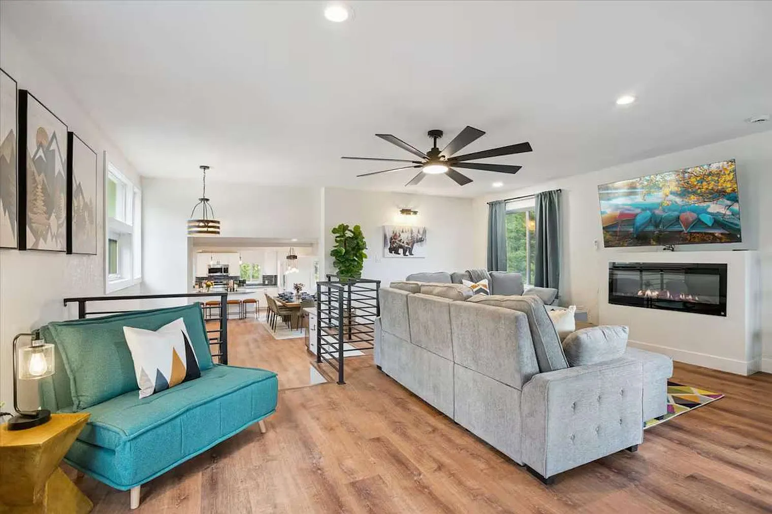 6 bed, 4.0 bath, 2378 sqft, $18,110 — Photo 2