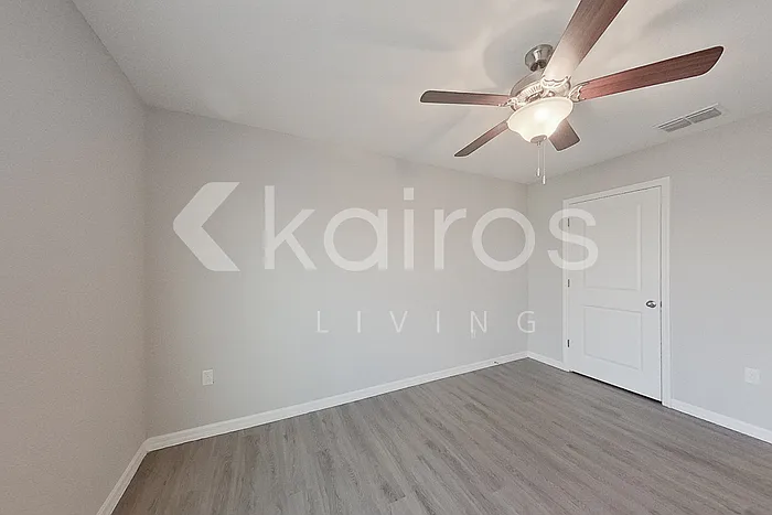 8610 SW 44th Ct — Photo 8