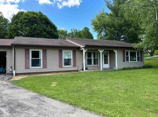 307 N Harrison St, Cedarville, IL 61013