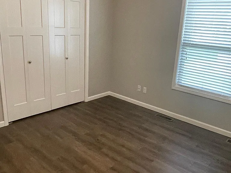 803 Hatterman St — Photo 9