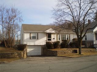 3 Southern St, Cranston, RI 02920