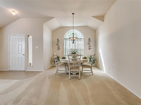 5th image of 6256 Trinity Creek Dr