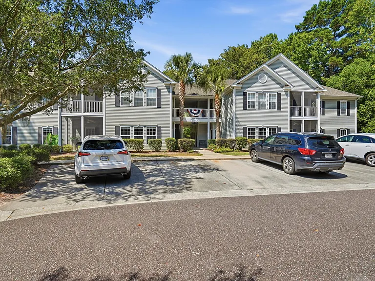 1202 Grove Park Dr — Photo 1