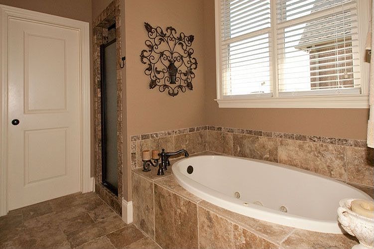 Massive Garden Tub with Massaging Jacuzzi Jets