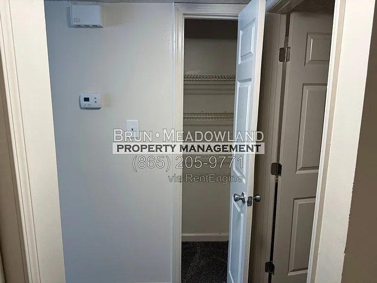 5525 Jacksboro Pike #7 — Photo 13