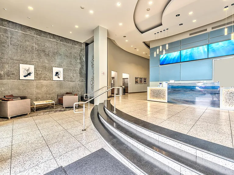 24 Hour Concierge Desk