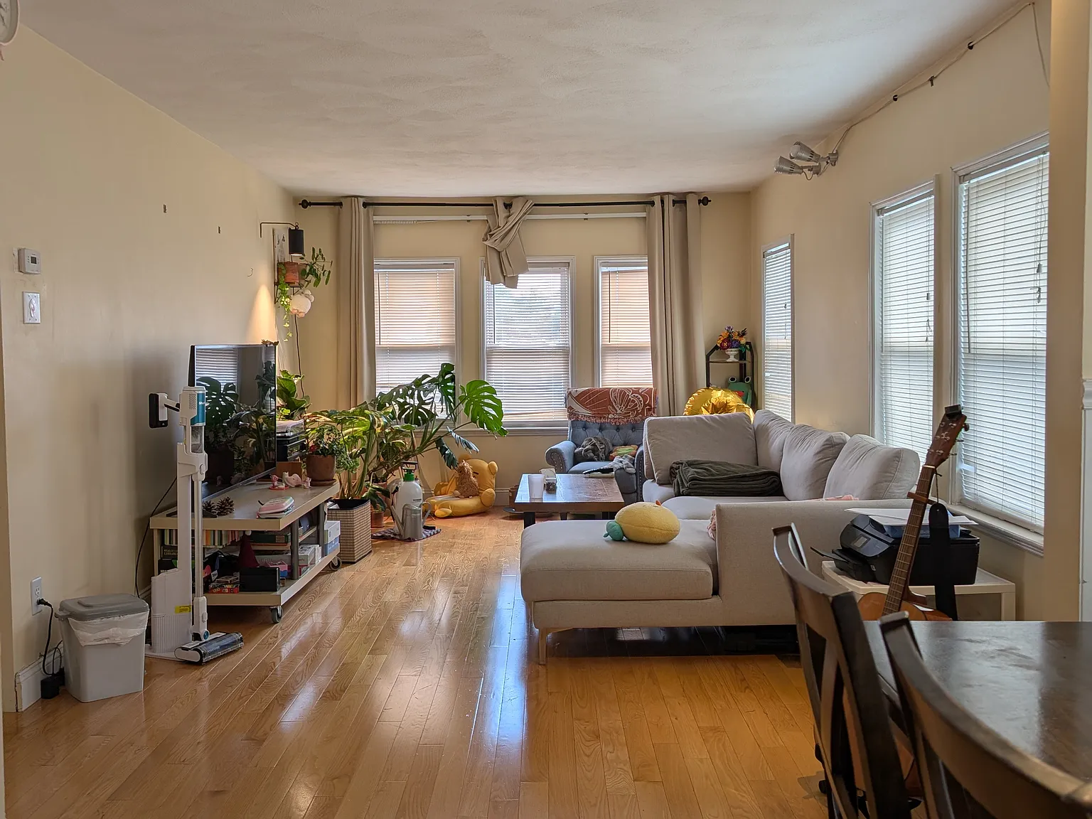 250 Riverside Ave — Photo 1