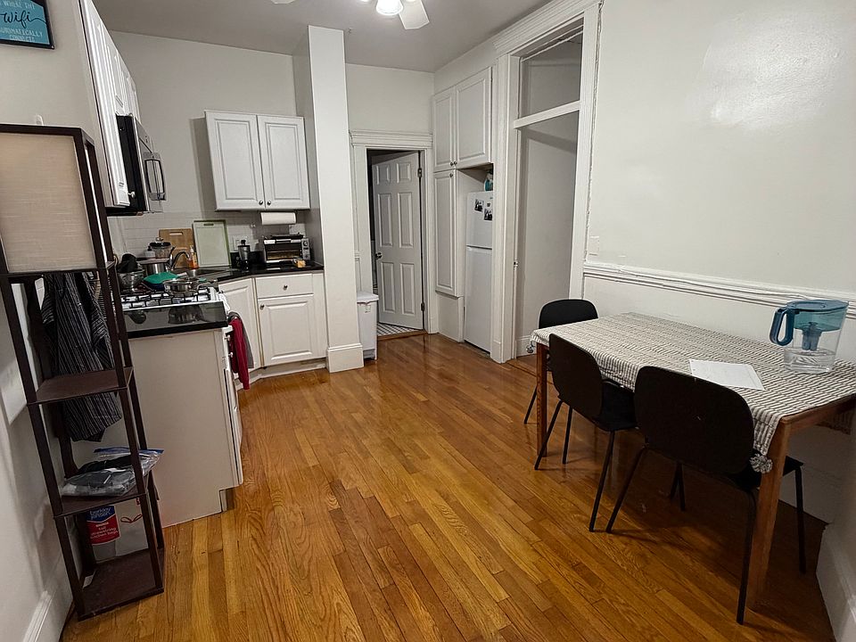 1st image of 26 Hemenway St APT 10