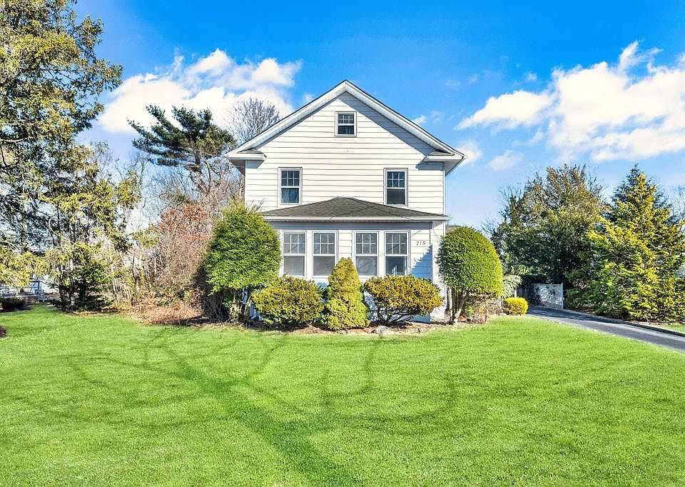 1st image of 215 Jayne Avenue