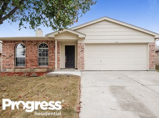 603 Hollyberry Dr, Mansfield, TX 76063