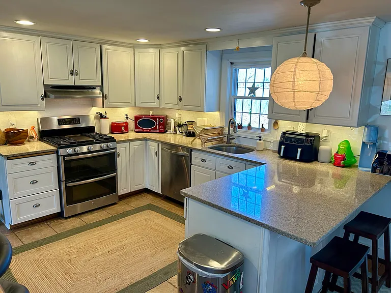 210 Lincoln Ave — Photo 20