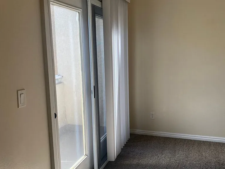 650 N 500 W #301 — Photo 22