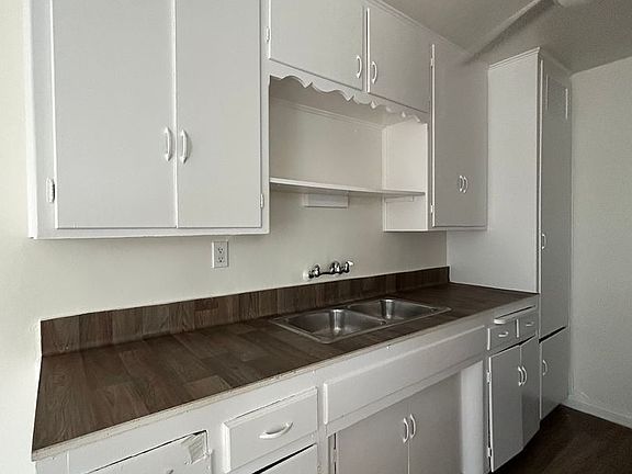 5th image of 931-933 Florida St