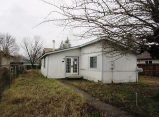 1535 1st St, Anderson, CA 96007