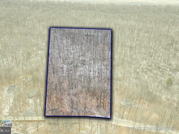 448 Maverick Trl, Hedgesville, WV 25427