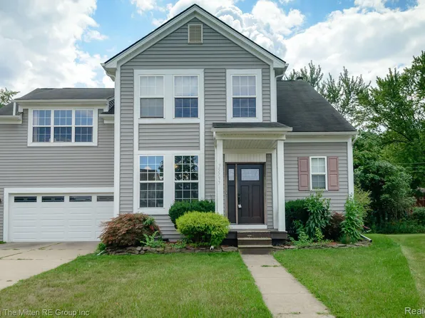 35797 Surrey Ct, Romulus, MI 48174