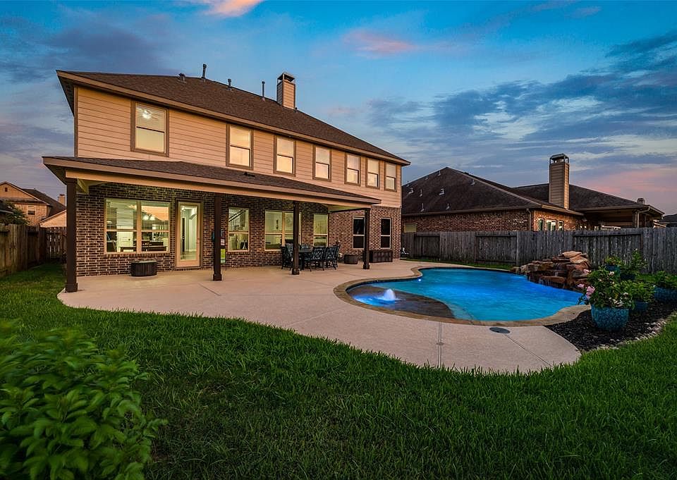 1st image of 604 Kirkham Lane