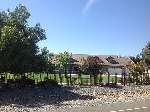 Front: 3324 E Spiess Rd.