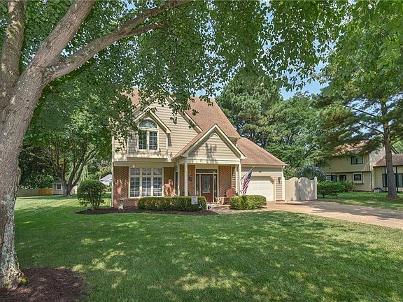 2nd image of 3308 New Castle Dr
