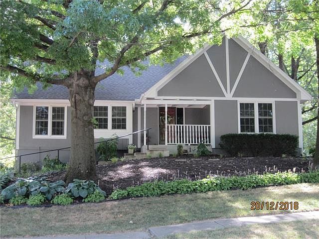 1st image of 966 Wyckwood Dr