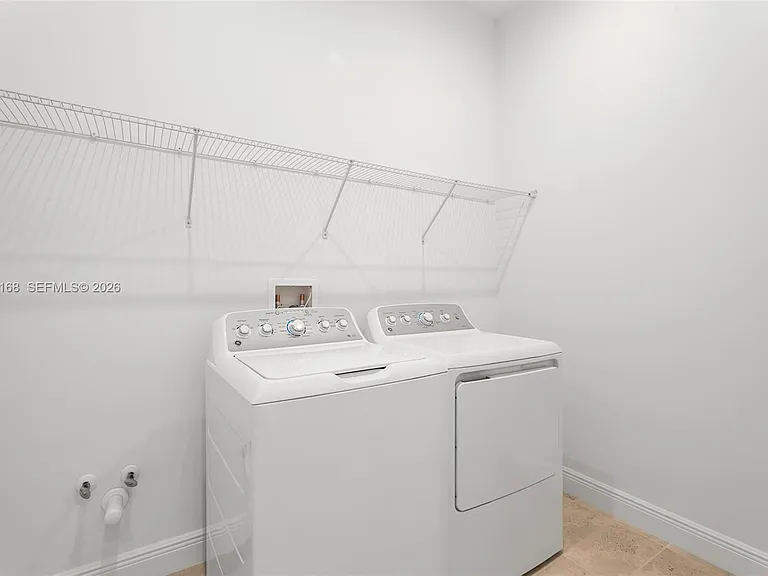 11267 SW Pietra Way — Photo 24