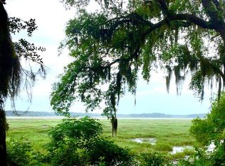 2001 Lafayette St, Beaufort, SC 29902