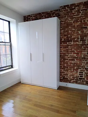 Rented by Evergreen Realty & Investments | media 28