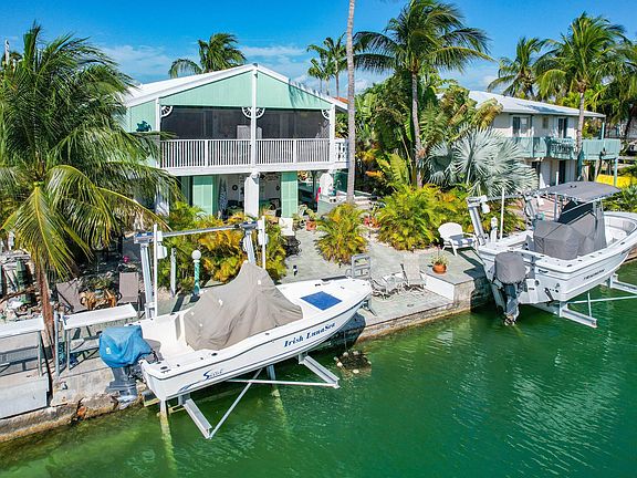 2nd image of 795 Caribbean Dr E