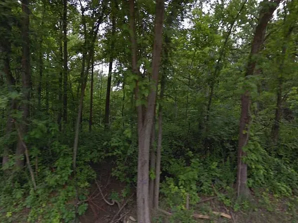 347 E Jackson St, Seneca, IL 61360