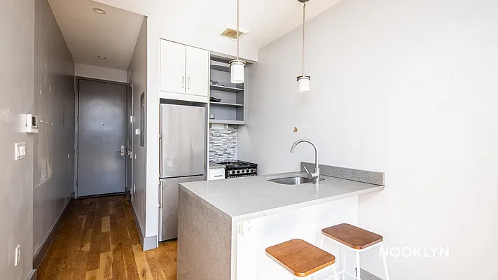 Rented by Nooklyn NYC LLC | media 36