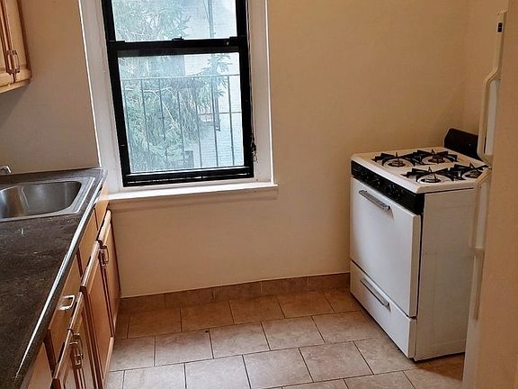 2nd image of 2168 35th St APT 2A