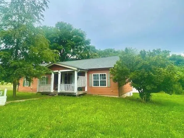 2923 Cartersville Rd, New Canton, VA 23123