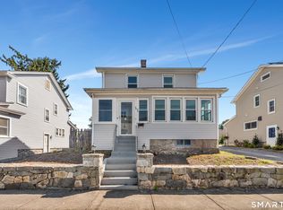 54 Fleet St, Bridgeport, CT 06606