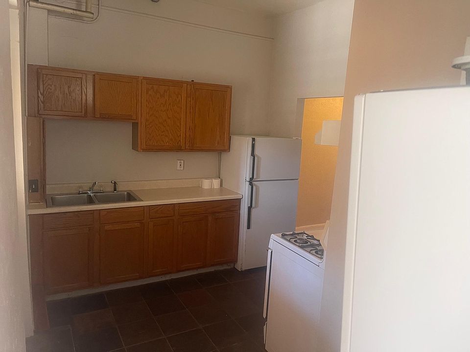 2nd image of 3501 Tennyson St