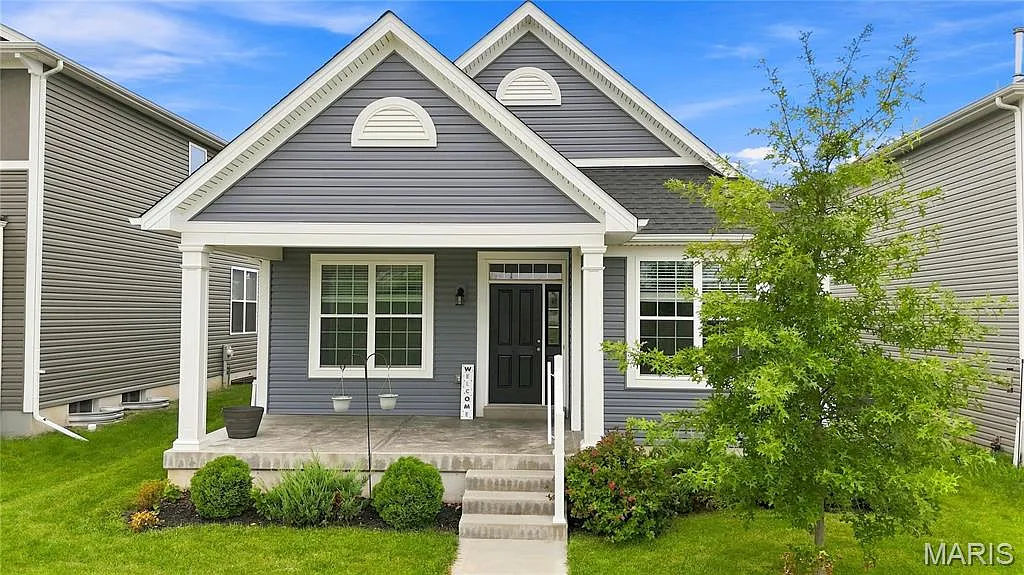 4 bed, 3.0 bath, 1930 sqft, $2,950 — Photo 1