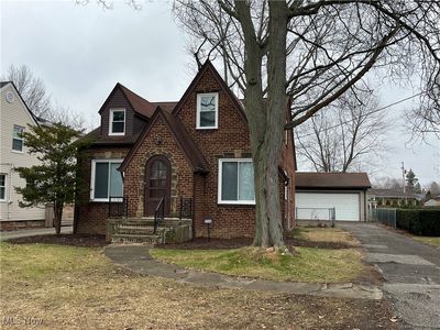 2745 Wagar Rd, Rocky River, OH, 44116
