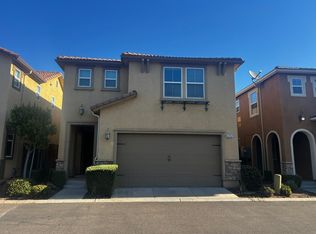 3252 W Arbor Dr, Fresno, CA 93711