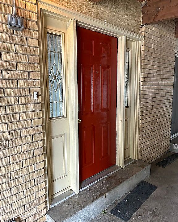 1st image of 220 N Fanning Ave APT 33