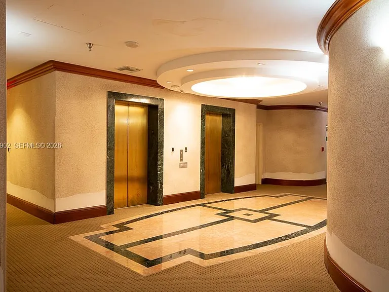 5757 Collins Ave #703 — Photo 28