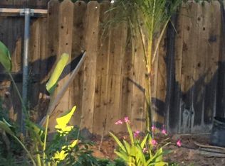 9717 Toscano Dr, Elk Grove, CA 95757