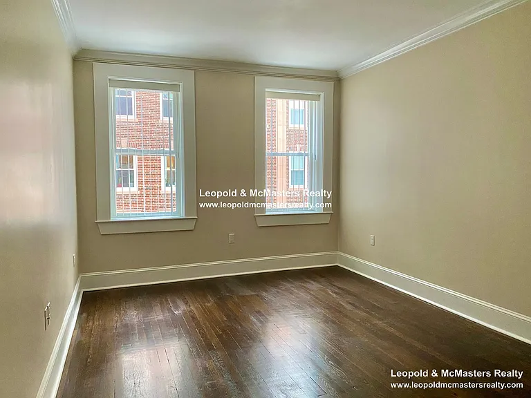 12 Short St #5 — Photo 7