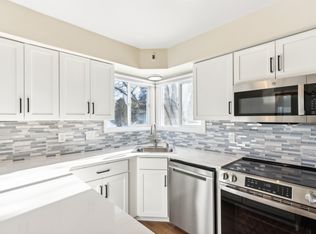 12305 W Diane Dr #12305, Milwaukee, WI 53226