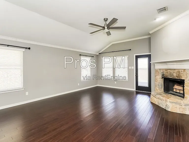 500 Turnstone Dr — Photo 6