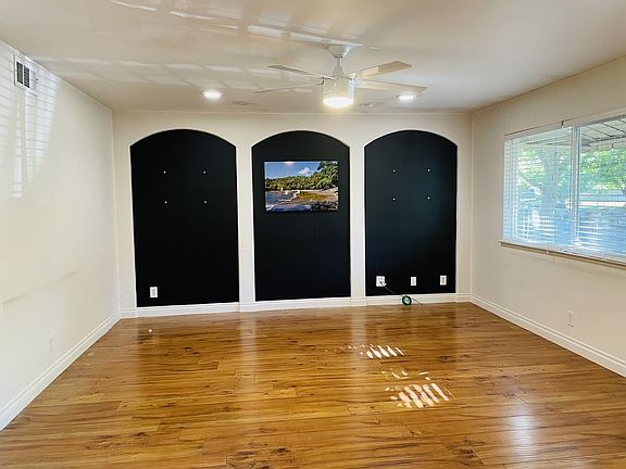 2nd image of 2036 Benita Dr Unit 1