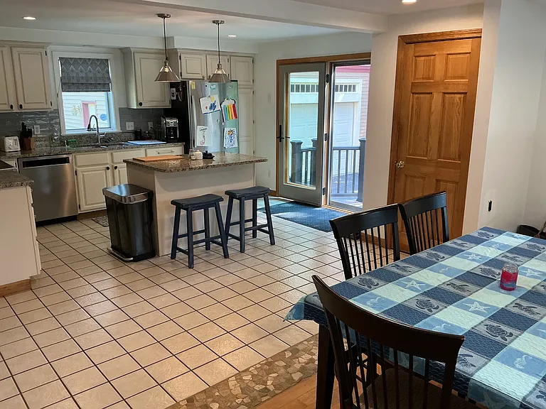 24 Kittredge Rd — Photo 9