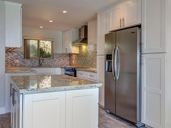 2nd image of 640 W Solana Cir Unit 13