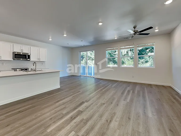5335 Turnstone St SE — Photo 6