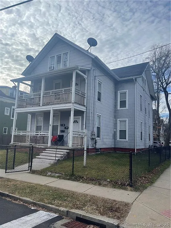 2 bed, 1.0 bath, 600 sqft, $1,500 — Photo 2