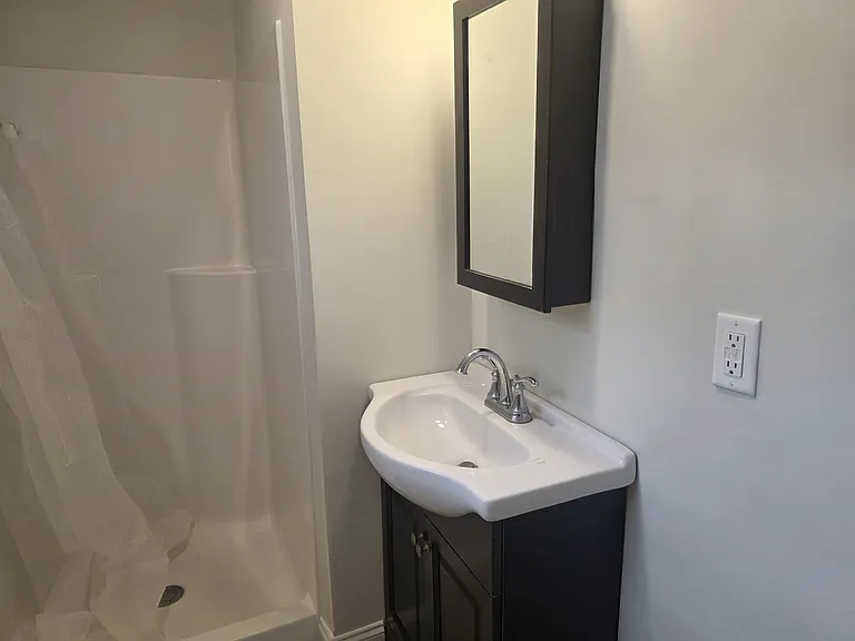 182 Sea St #4 — Photo 17